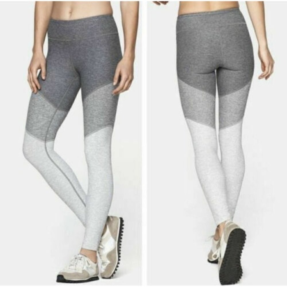 Outdoor Voices 7/8 Springs Leggings Graphite‎ Ash Dove Gray Yoga Pants Medium